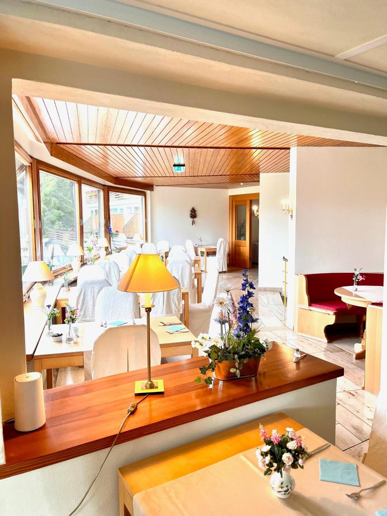 Hotel Sonnenberg Garni Hinterzarten Luaran gambar